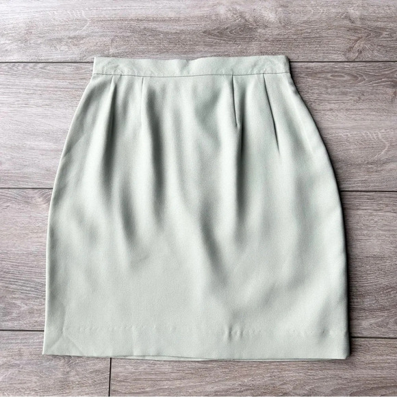 Vintage Classiques For Minikin Petite Sage Green Mini Skirt Made in Canada - Picture 3 of 12